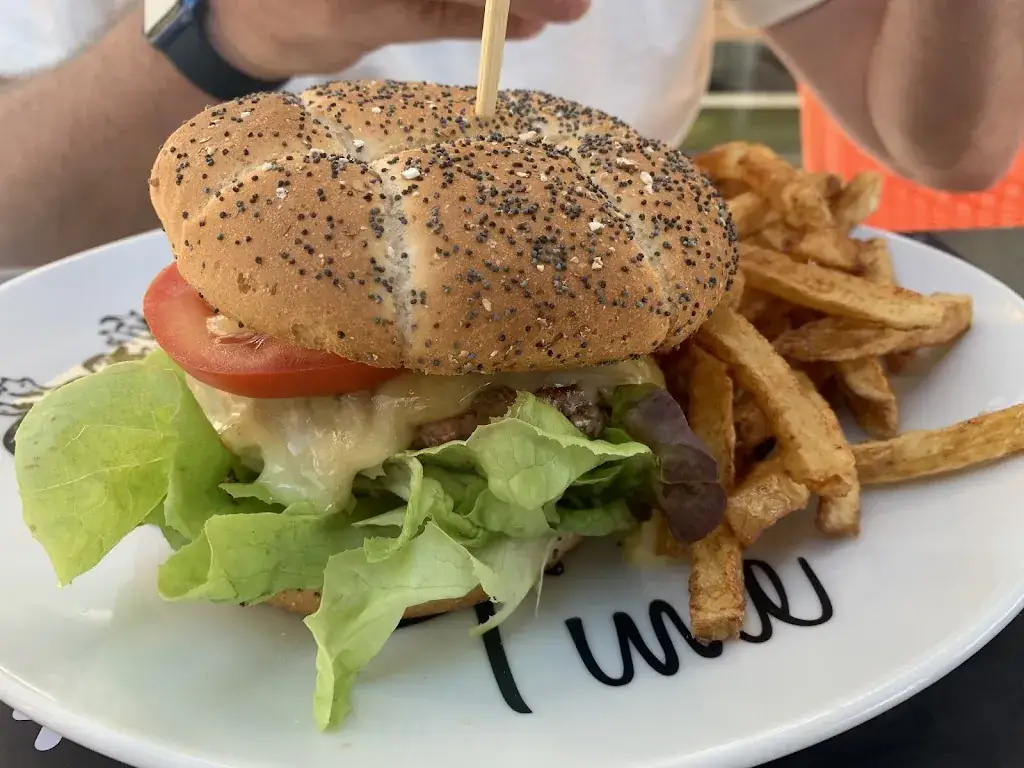 Restaurant l'Edelweiss_Saint-Lary-Soulan_slider_image_2