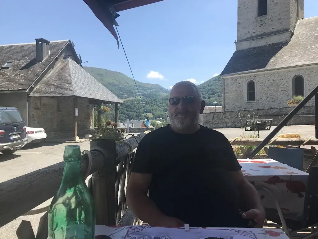 Jean Hayes_Le Cafe St. Germais_Vignec_recensione