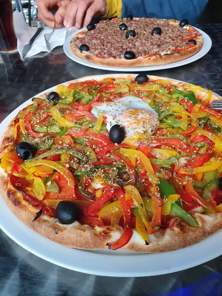 Menu_Pizz en aure_Saint-Lary-Soulan_image_6