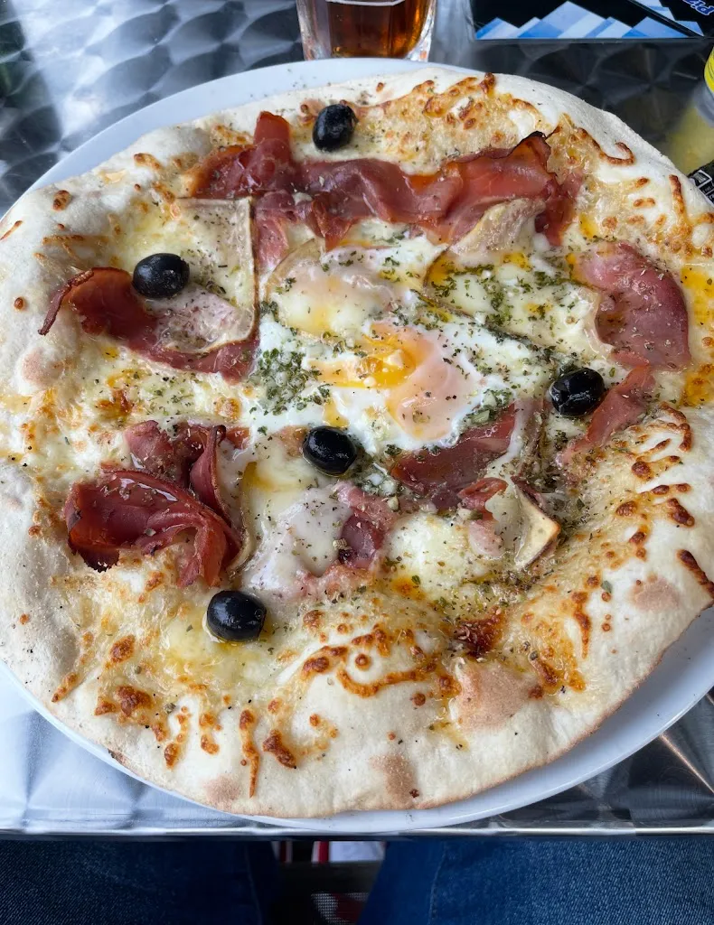 Andréa Gp_Pizz en aure_Saint-Lary-Soulan_review