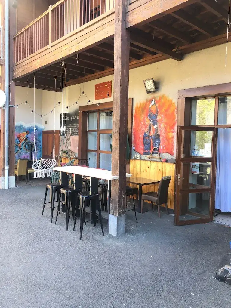 Le Bistro pastoral_Azet_slider_image_1