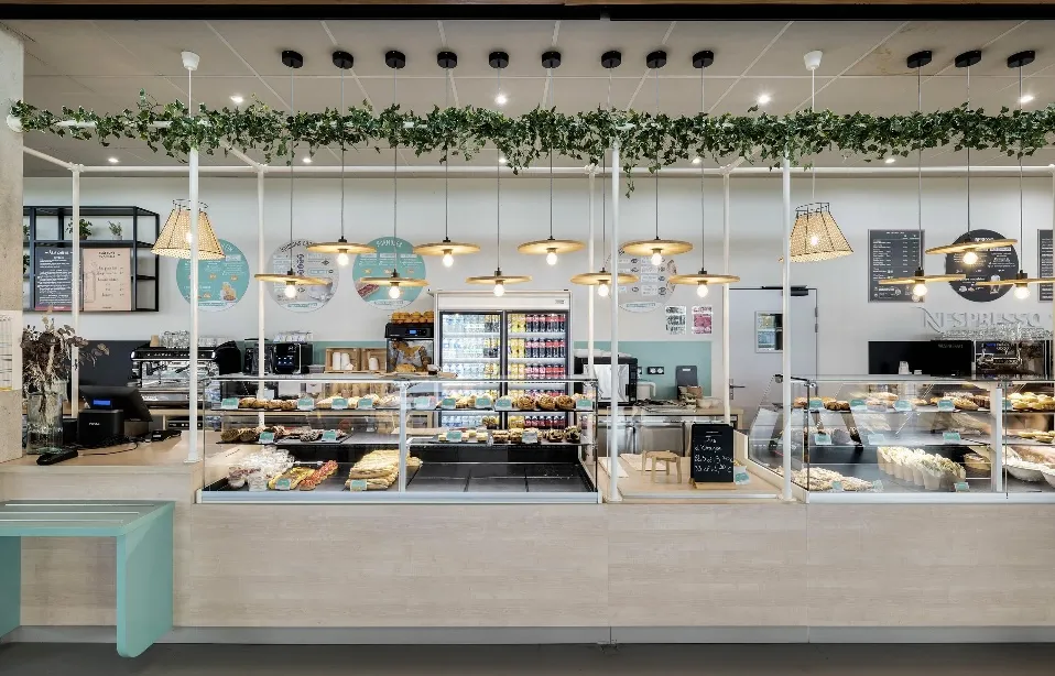 L'AUTHENTIQUE_Saint-Nicolas-de-la-Grave_slider_image_2