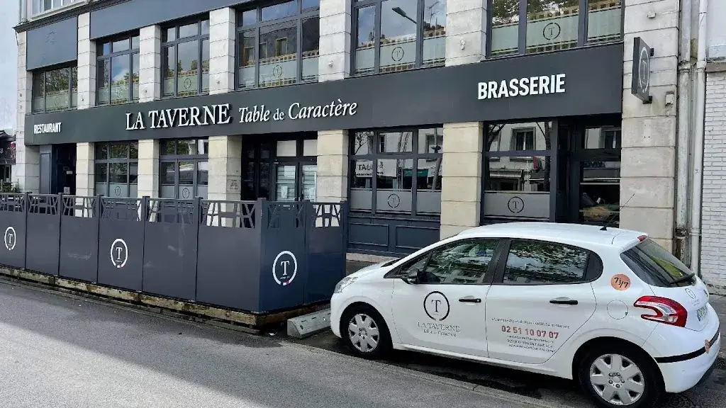 La Taverne - Saint Nazaire restaurant in Saint-Nazaire