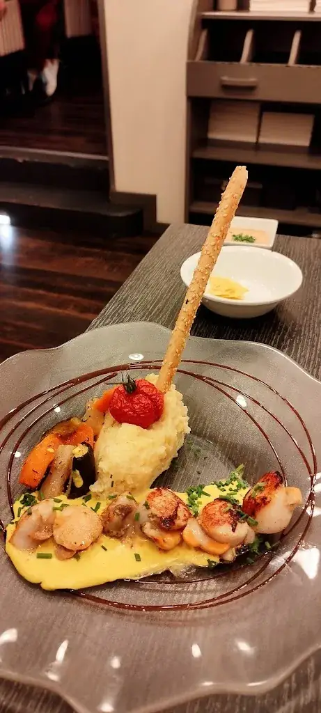 Ayman Awad_Restaurant Le 16 Saint-Nazaire_Saint-Nazaire_reseña