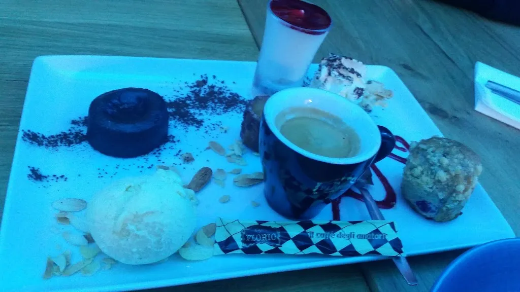 Mark Steele_Le Bar Iodé_Saint-Nazaire_review