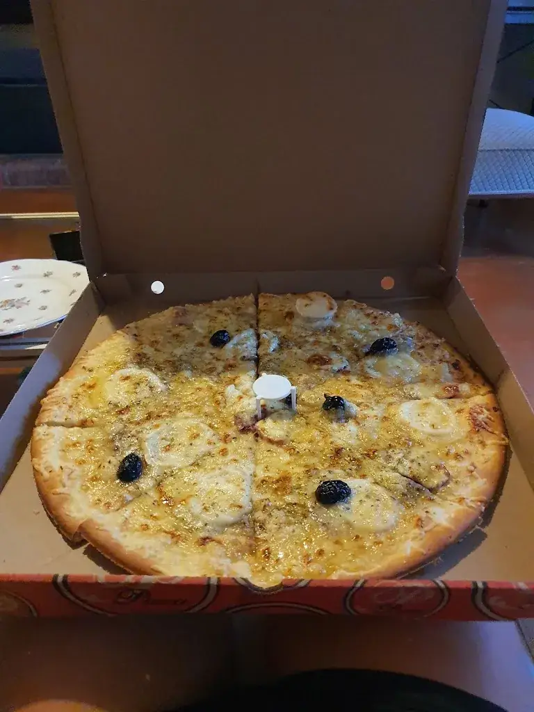 Menu_Pizza Vaness_Saint-Paul-Cap-de-Joux_image_4