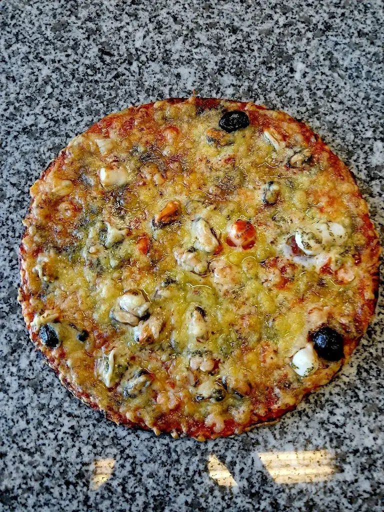 Pizza Vaness_Saint-Paul-Cap-de-Joux_slider_image_2