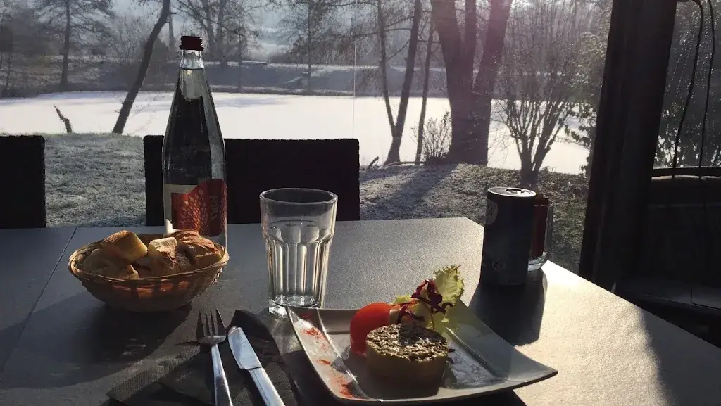 A la Table de l'Etang_Millery_slider_image_2