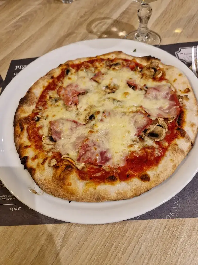 Katia Szzz_Pizzeria LA CALZONE_Saint-Orens-de-Gameville_review