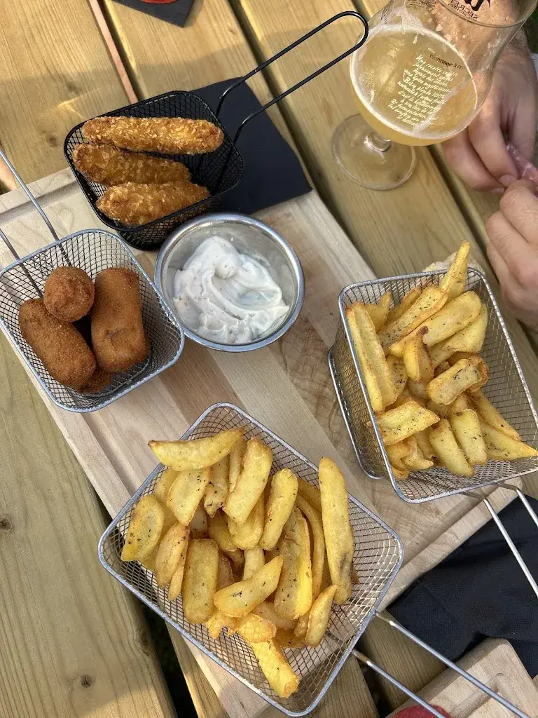 Lucie Vid_Le Repaire Sauvage_Saint-Orens-de-Gameville_reseña