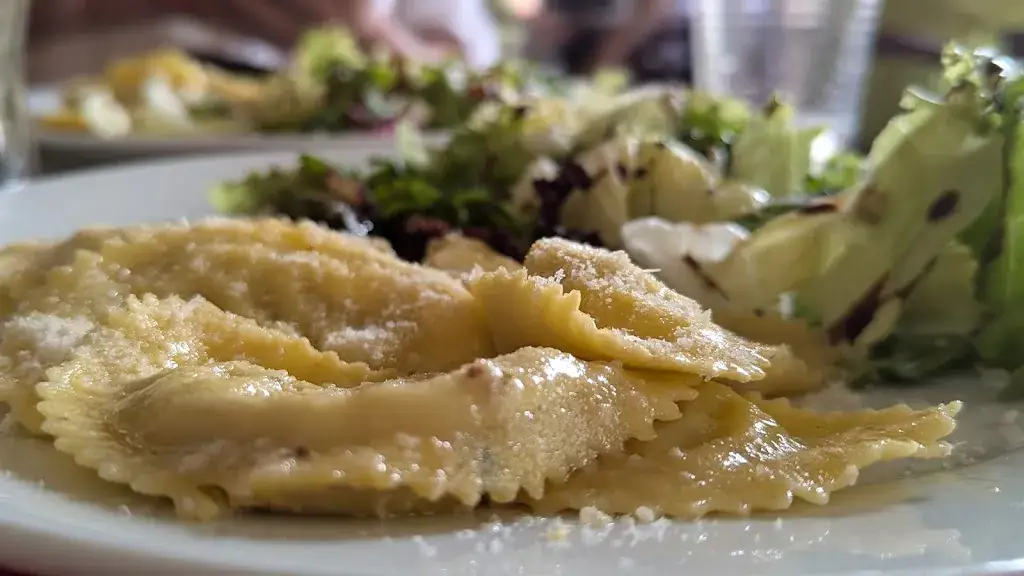 Pizzeria la tradition restaurant in Saint-Pé-de-Bigorre