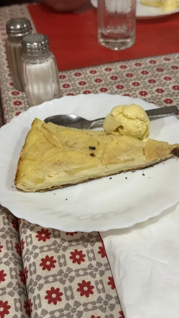 Brigitte Sarrasin Borel_La Jeante_Saint-Pons-de-Thomières_review