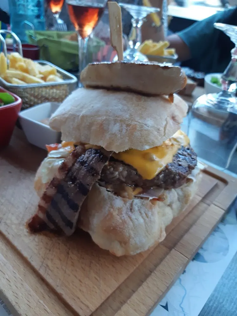 Menu_Hotel restaurant le somail_Saint-Pons-de-Thomières_imagen_5