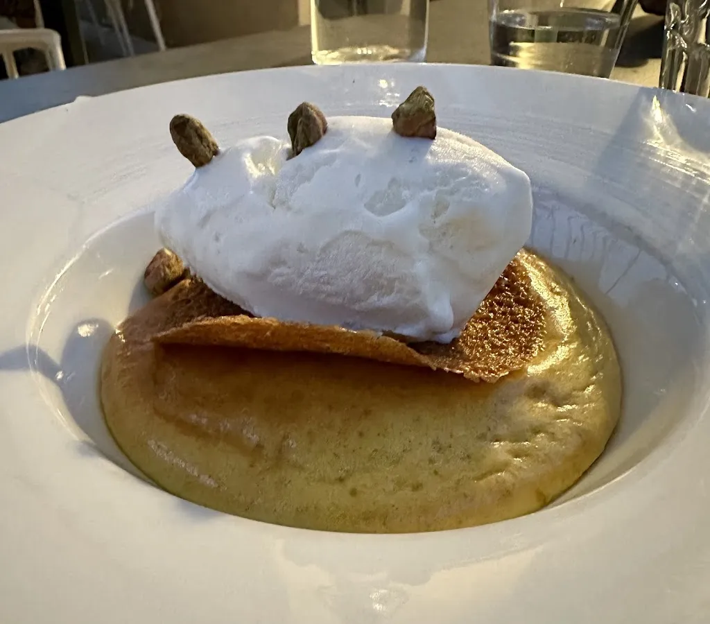 Le Petit Eden_Saint-Quentin-la-Poterie_slider_image_2