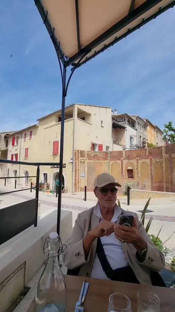 le pèbre d'aï_Saint-Quentin-la-Poterie_slider_image_2