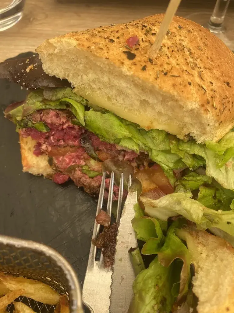 Twix400_La Cuisine du Boucher_Saint-Quentin-la-Poterie_review