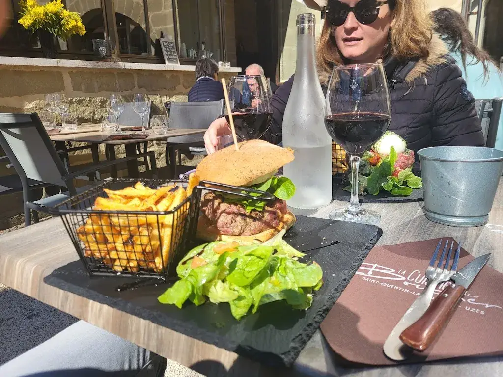 La Cuisine du Boucher_Saint-Quentin-la-Poterie_slider_image_3