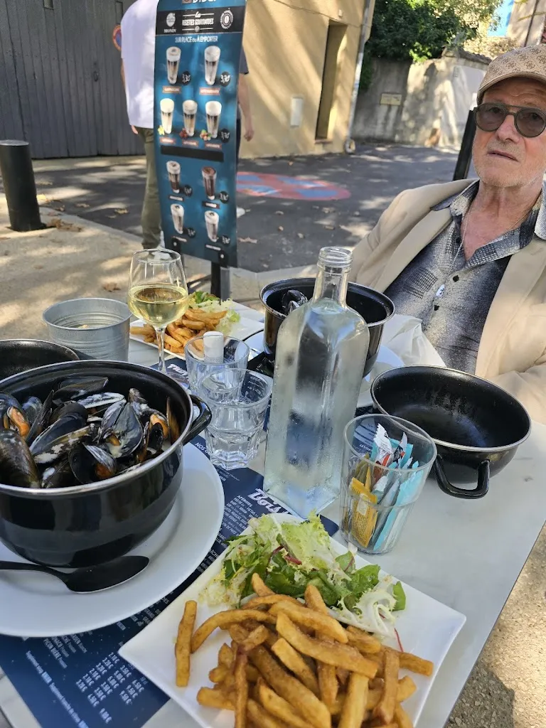 Menu_Bar Du Marché_Saint-Quentin-la-Poterie_image_7