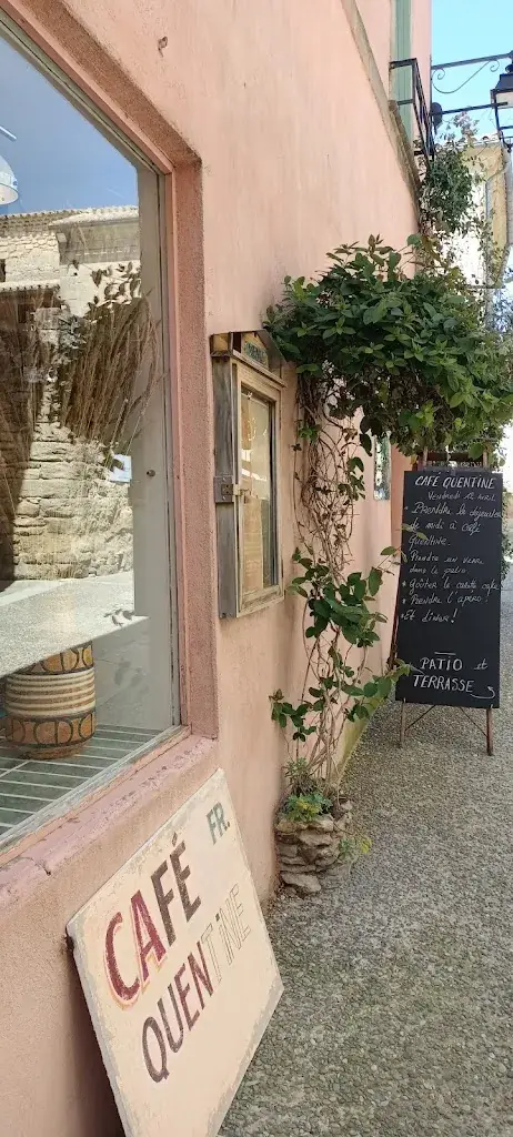 Milena CONCA KINKOR_CAFÉ QUENTINE_Saint-Quentin-la-Poterie_review