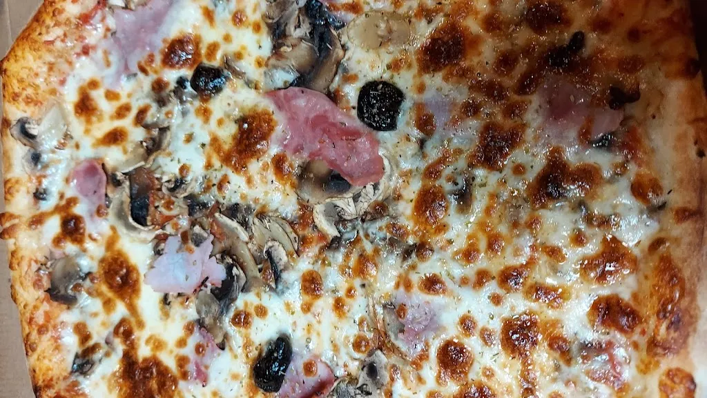 Menü_La Petite Tomate_Saint-Quentin-la-Poterie_Bild_8