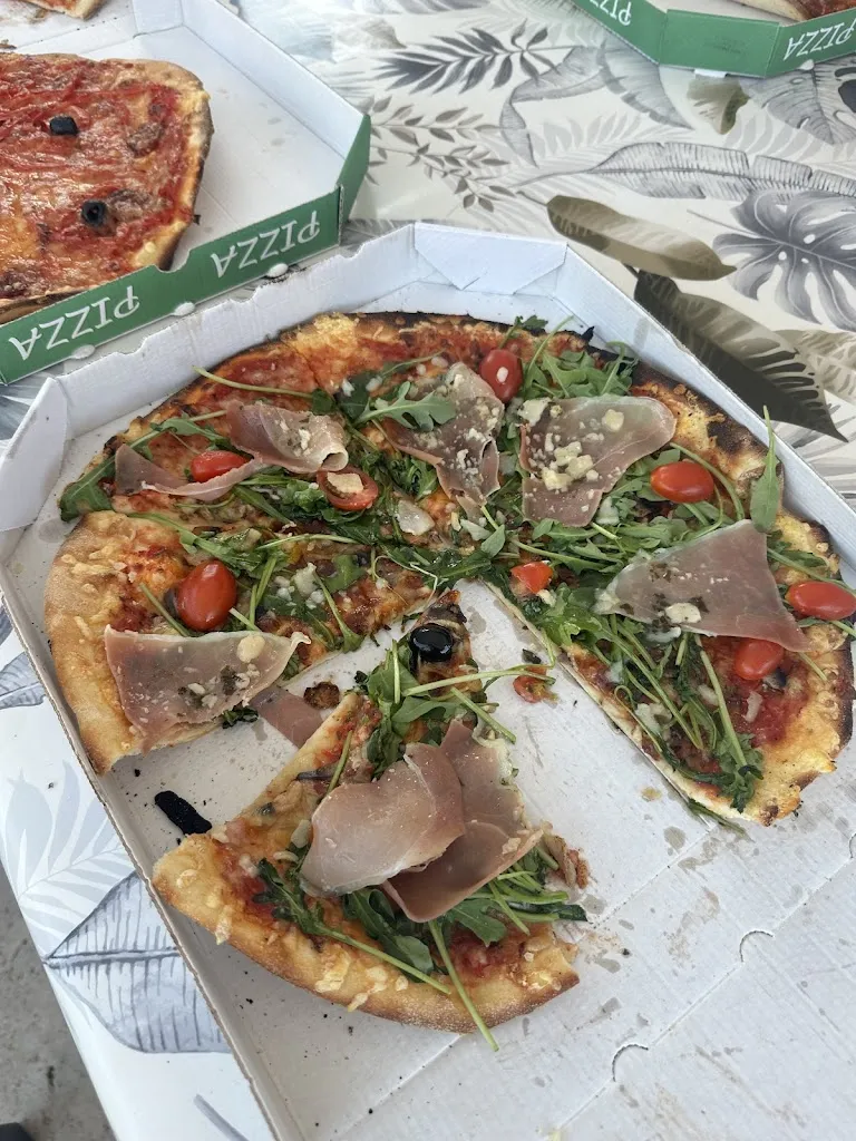 Menu_La Pizza de Carmen_Saint-Quentin-la-Poterie_image_4