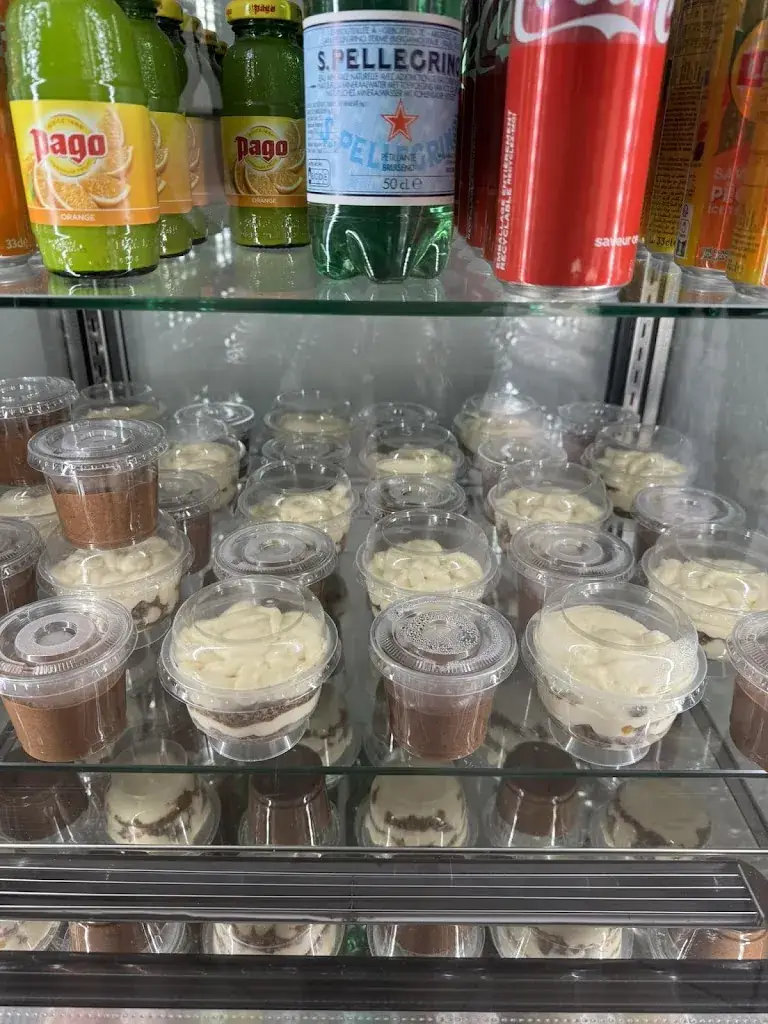 LE RIALTO_Saint-Quentin-la-Poterie_slider_image_2