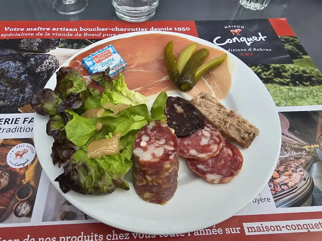 laurent lafon_Repas à la Ferme de la Violette_Aubrac_review