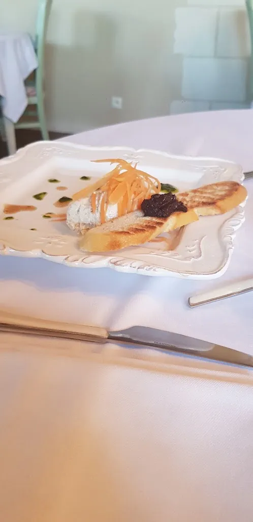 marie rose Frouard_Au Pont de Vrines_Thouars_review