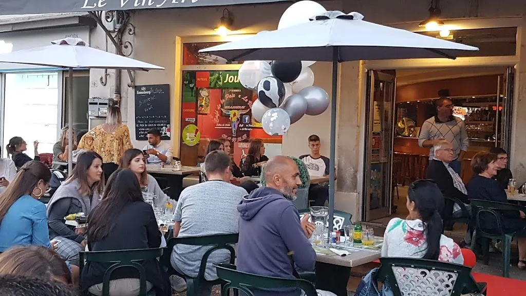 Café de la Paix - Brasserie Le Vin'art_Salies-du-Salat_slider_image_3