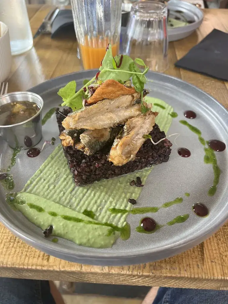 Du Pain sur la Planche_Maubec_slider_image_3