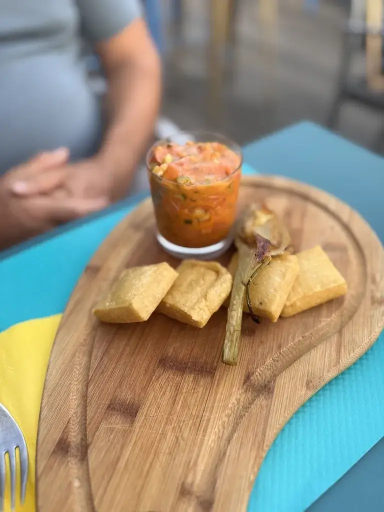 Atmossphere Atmossphere_L'Utopie_Cabrières-d'Avignon_review