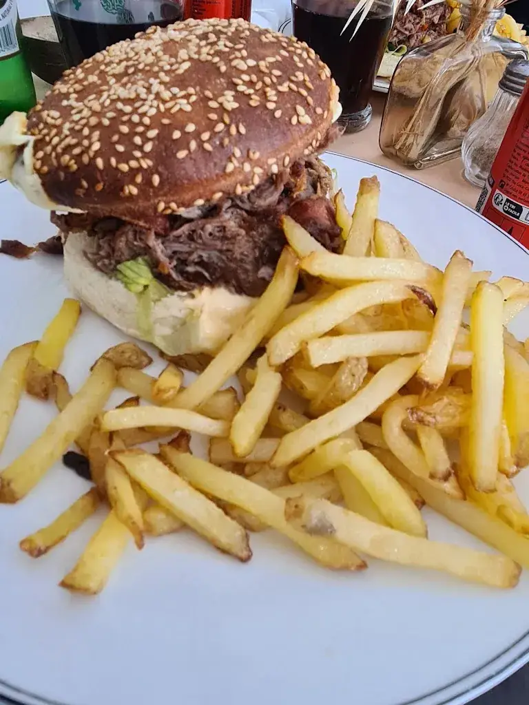 Jeny Walsleben_La Boca du Chat'Ô_Salses-le-Château_review