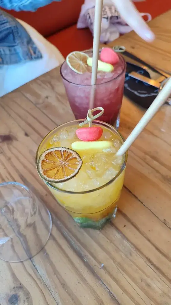 stephanie marseillac_Can Carmen_Sainte-Marie-la-Mer_review