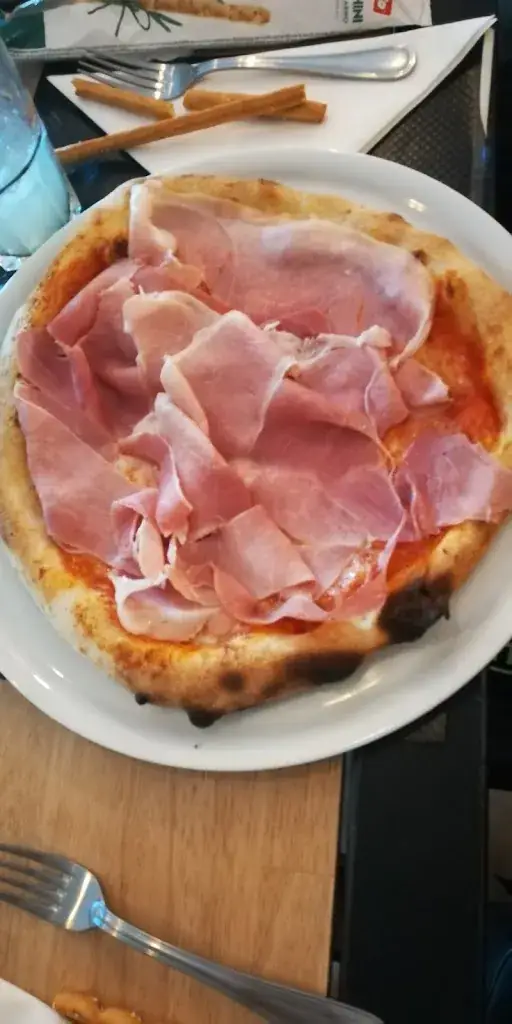 Menu_Pizzeria Trattoria Mona Lisa_Maubec_image_7