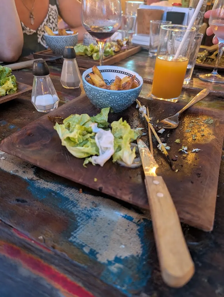 Douglas Furlong_Le 35_Sainte-Marie-la-Mer_Bewertung