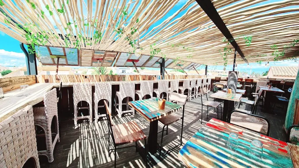 Le 35 Restaurant in Sainte-Marie-la-Mer