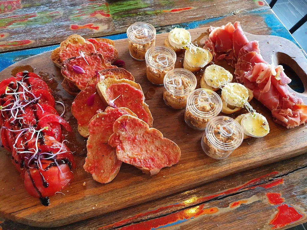 Le 35_Sainte-Marie-la-Mer_slider_image_2