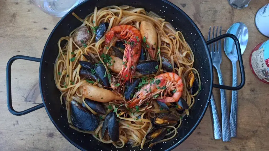 Menu_Le Victoria _Sainte-Marie-la-Mer_image_7