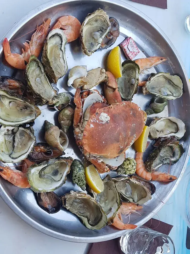 Dominique Gentillon_El Pica Pica_Sainte-Marie-la-Mer_review