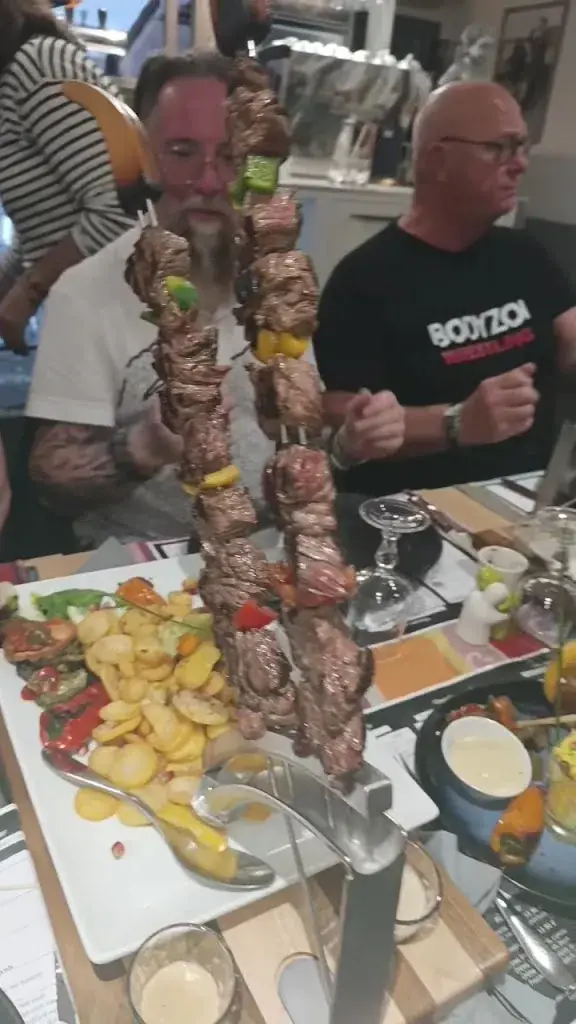 L Entrepotes_Sainte-Marie-la-Mer_slider_image_2