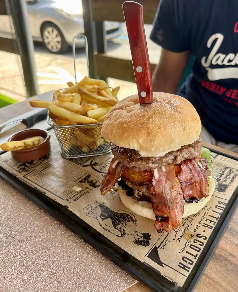 Ô Cabanon_Sainte-Marie-la-Mer_slider_image_2