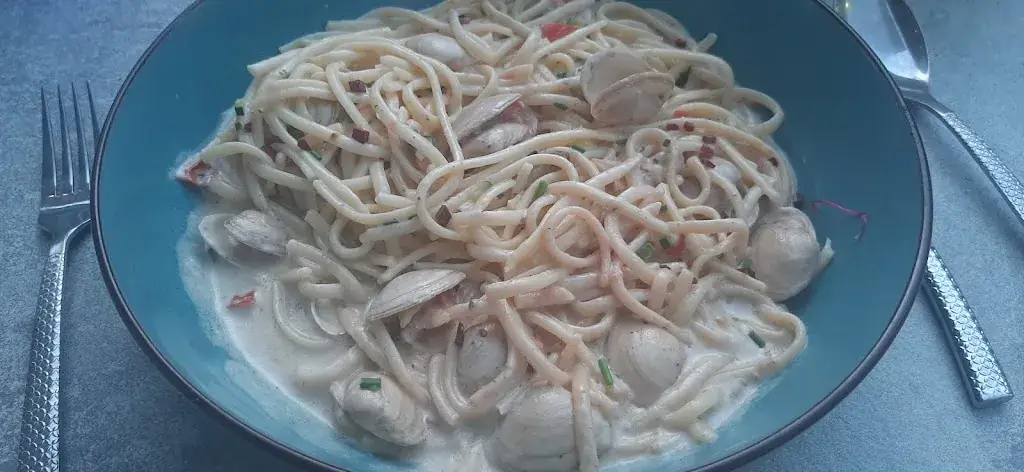 Claire G_Seven Plage_Saintes-Maries-de-la-Mer_review