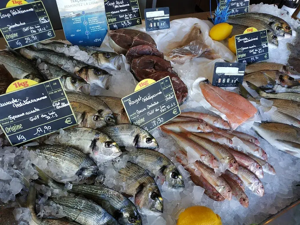 Poissonnerie Restaurant L'Étrille_Sainte-Marie-la-Mer_slider_image_2