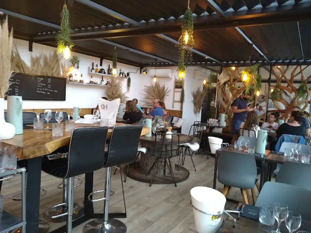 Poissonnerie Restaurant L'Étrille_Sainte-Marie-la-Mer_slider_image_3