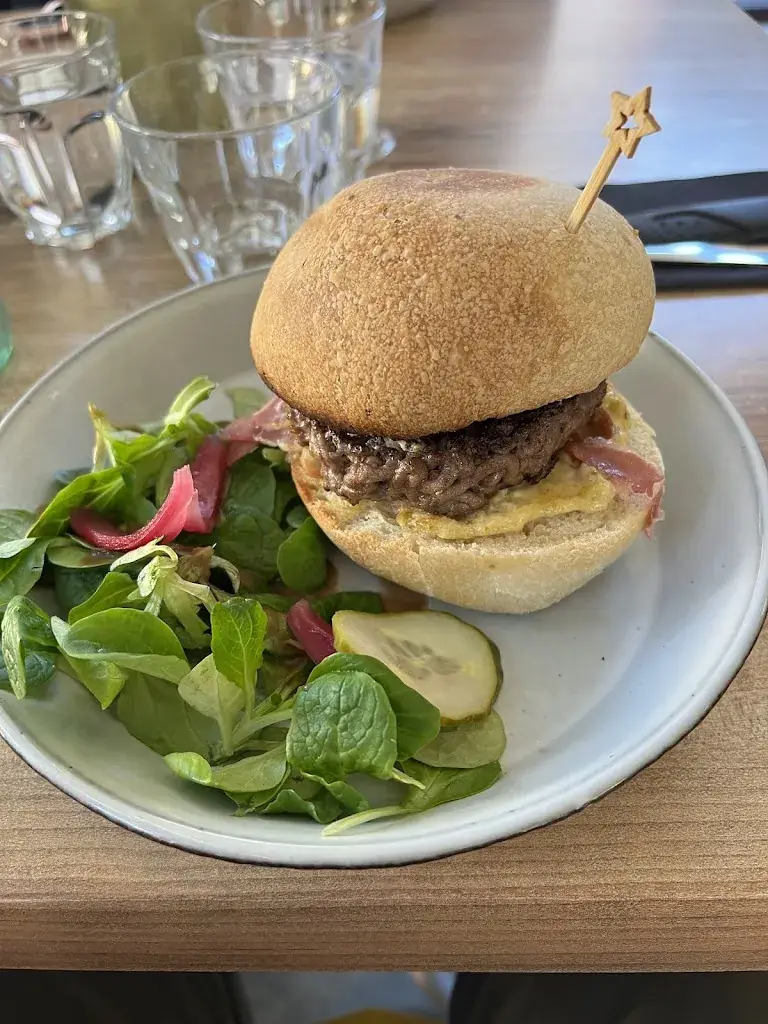 Brunch, Lunch & Munch with Sebastián Velázquez_Chez Gubbi Sainte-Marie_Sainte-Marie-la-Mer_review