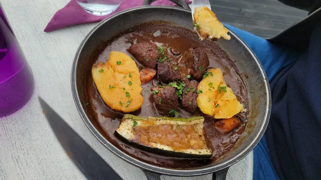 Jean-Claude Tassiers_L'nj_Sainte-Marie-la-Mer_review