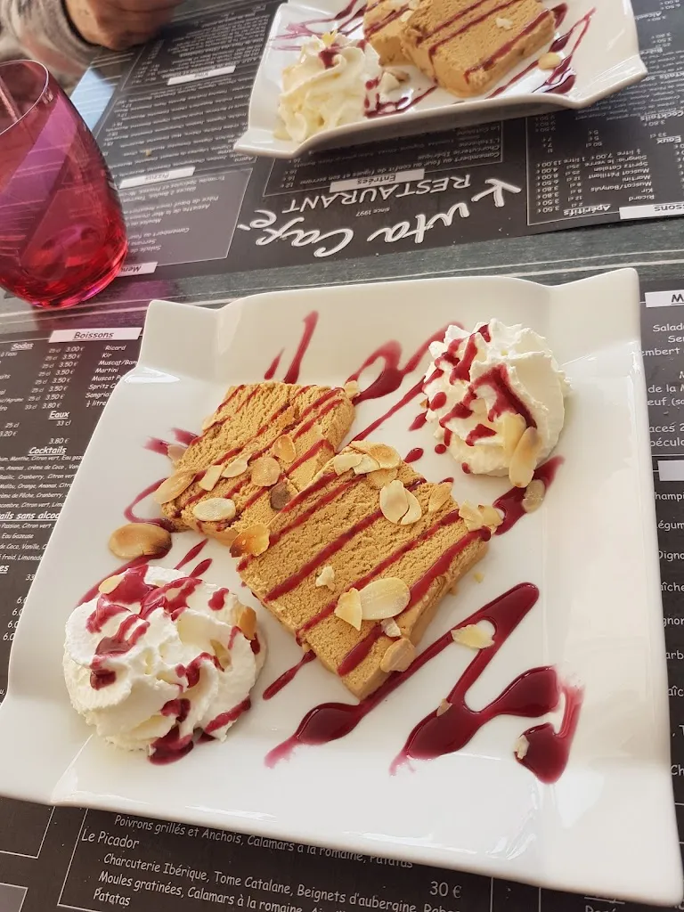 Carine M_Kuta Café_Sainte-Marie-la-Mer_review