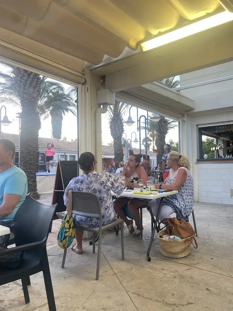 Gabrielle Herves_L'effet Mer_Sainte-Marie-la-Mer_review