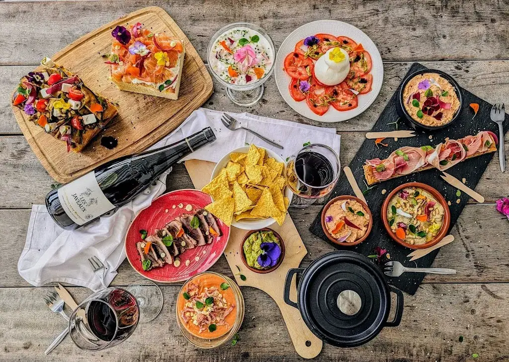 L'URBEX Restaurant_Roques_slider_image_2