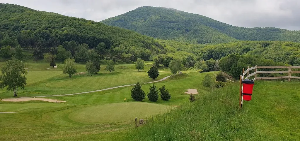 Peter Johnson_Domaine De Falgos - Resort, Golf & Spa_Saint-Laurent-de-Cerdans_recensione